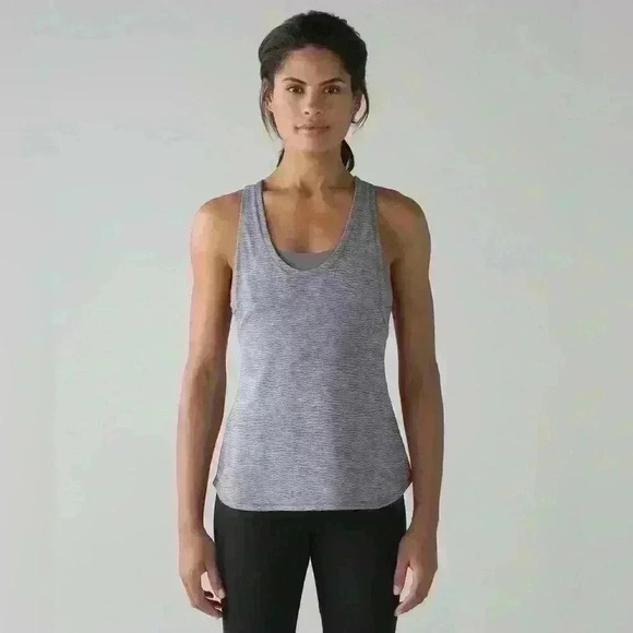 Lululemon Glide and Stride Tank size 8 
Sheer Luon Pebble Jacquard V2 - 2-1 - Picture 9 of 11